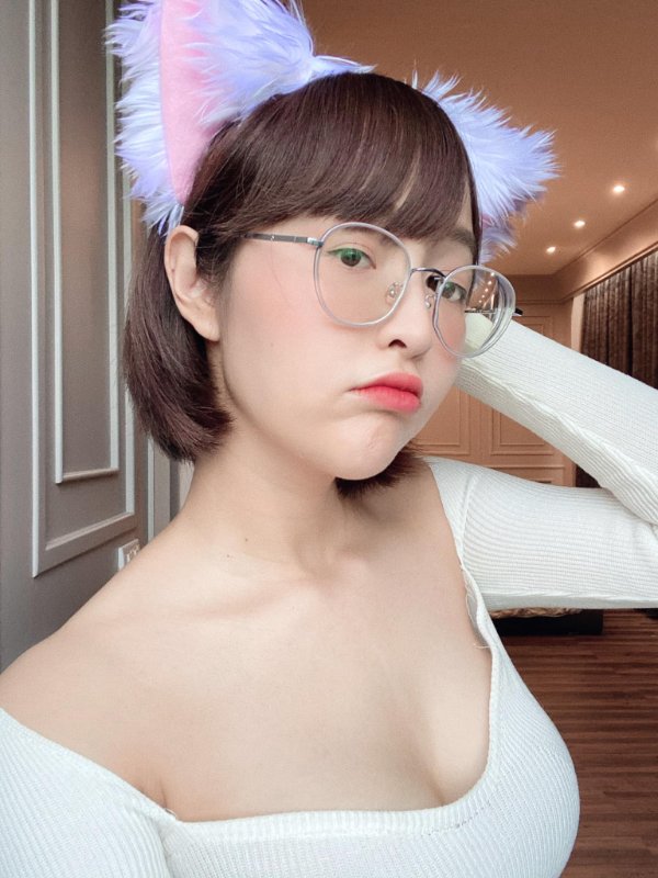 Deerlong นมขาว